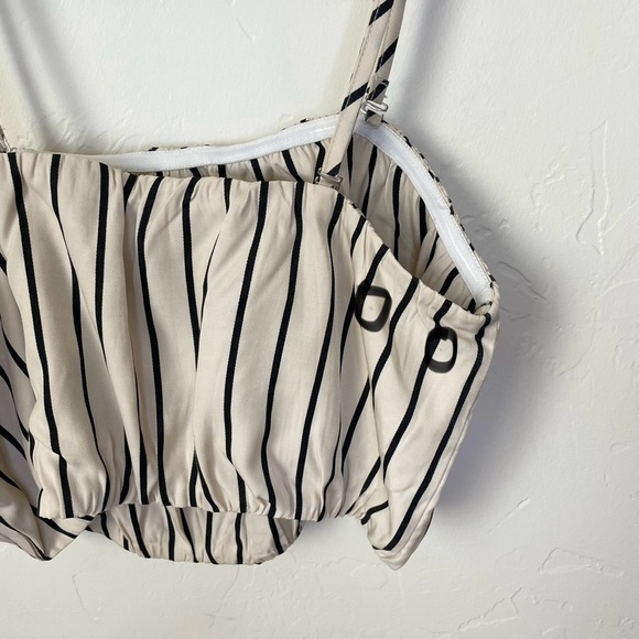 Bebe Twill Stripe Balloon Sleeve 2 Piece Bolero Set - Picture 14 of 14